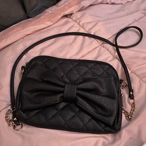Charlotte Russe Black Quilted Crossbody Bag with Bow